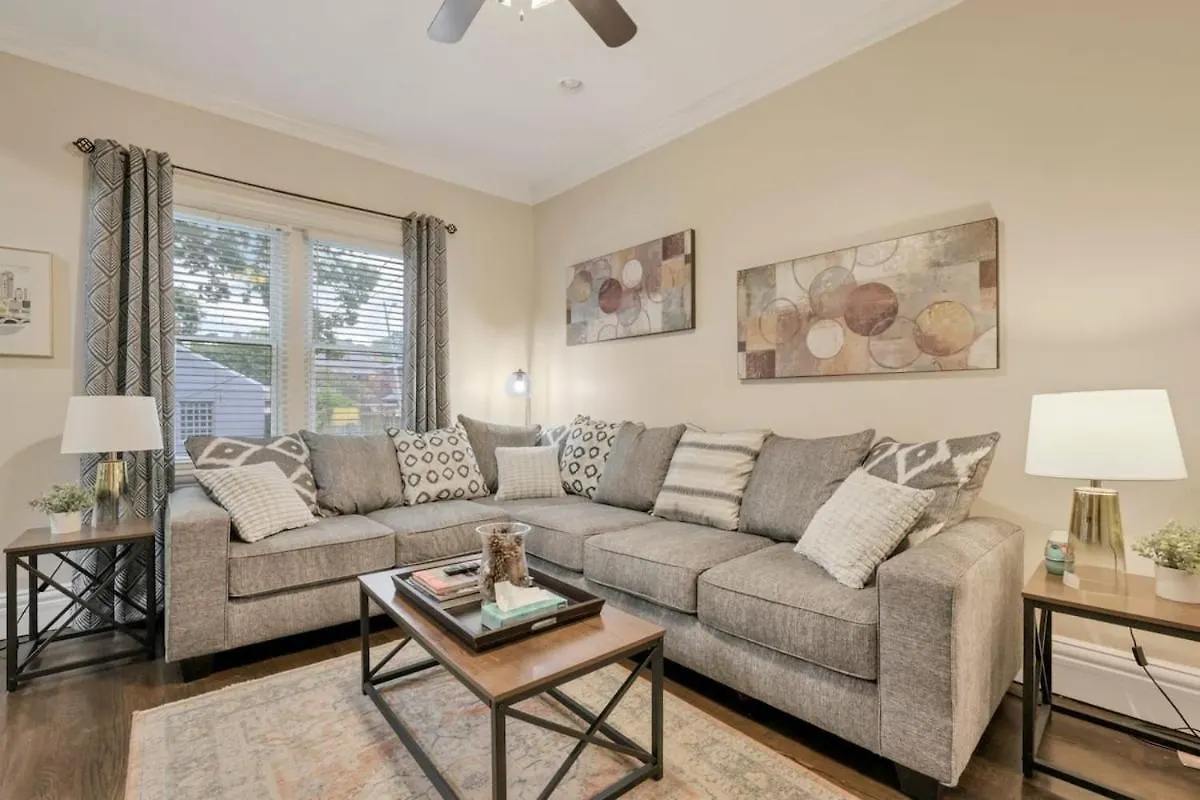 بيت للعطل Osu And Short North 4 Bedroom Patio And Garage With Ev كولومبوس